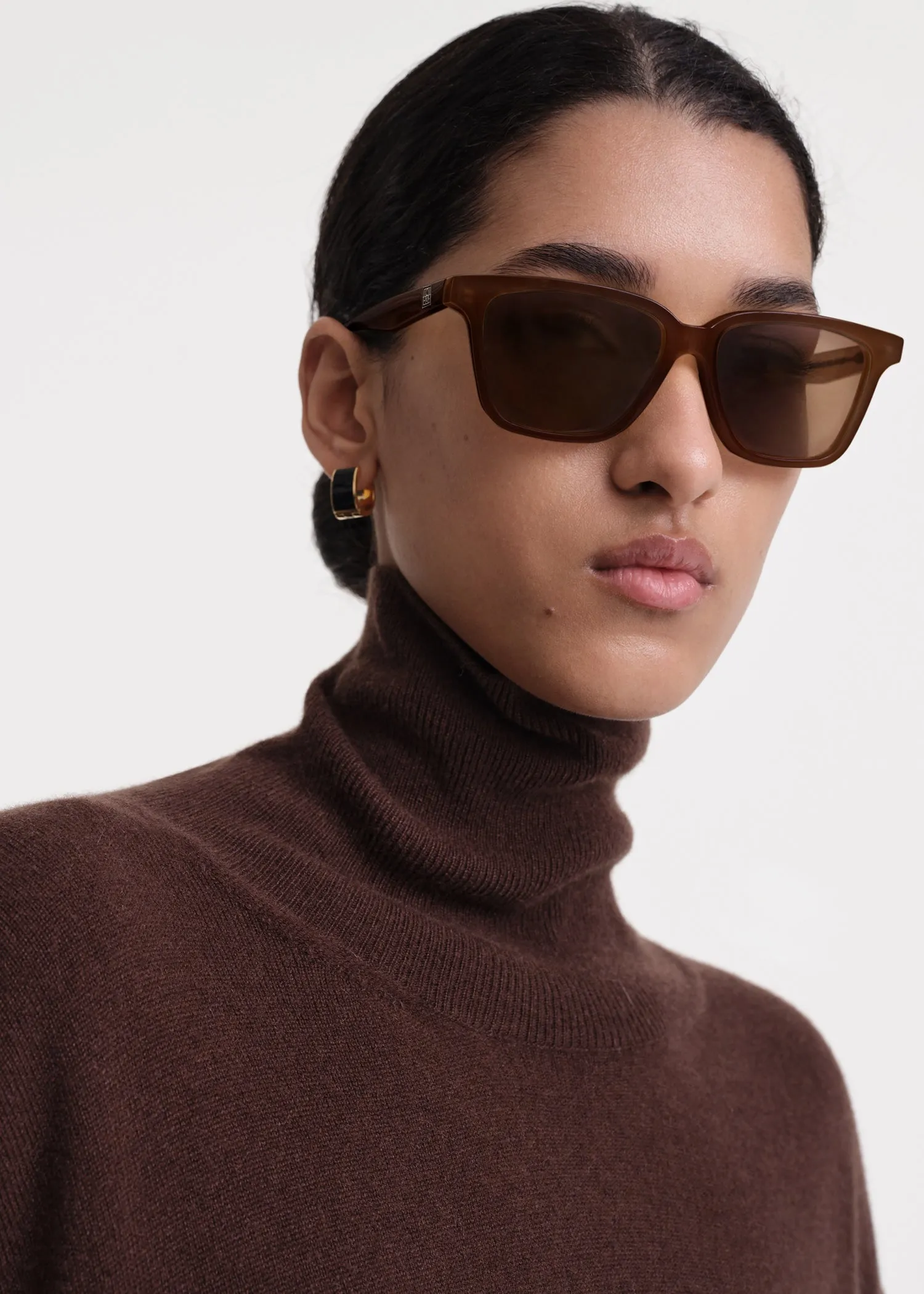 Square sunglasses umber
